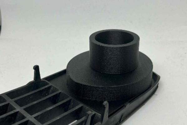 Reproduction sur mesure de pièces endommagées pour une Audi S3.