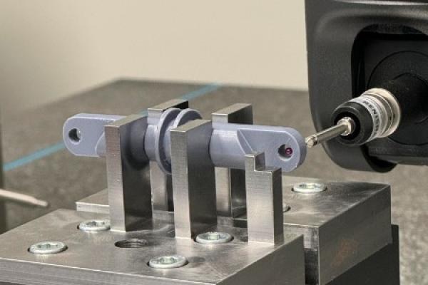 Réalisation d'une pièce pour l'entreprise PJK.