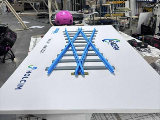 Réalisation de rails de chemin de fer pour une maquette Infrabel.