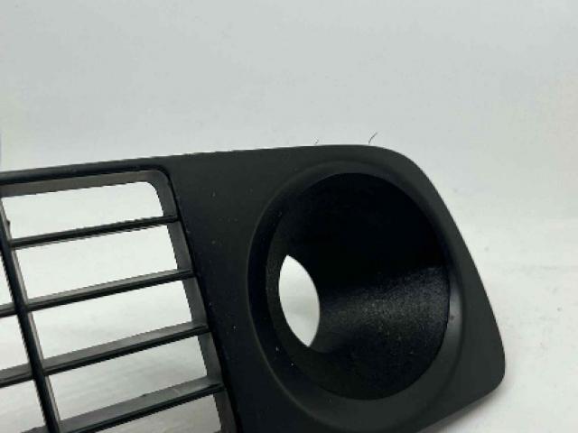 Reproduction sur mesure de pièces endommagées pour une Audi S3.
